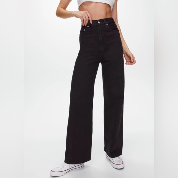 NWT Levi’s High Loose Flare Jeans - Picture 2 of 15